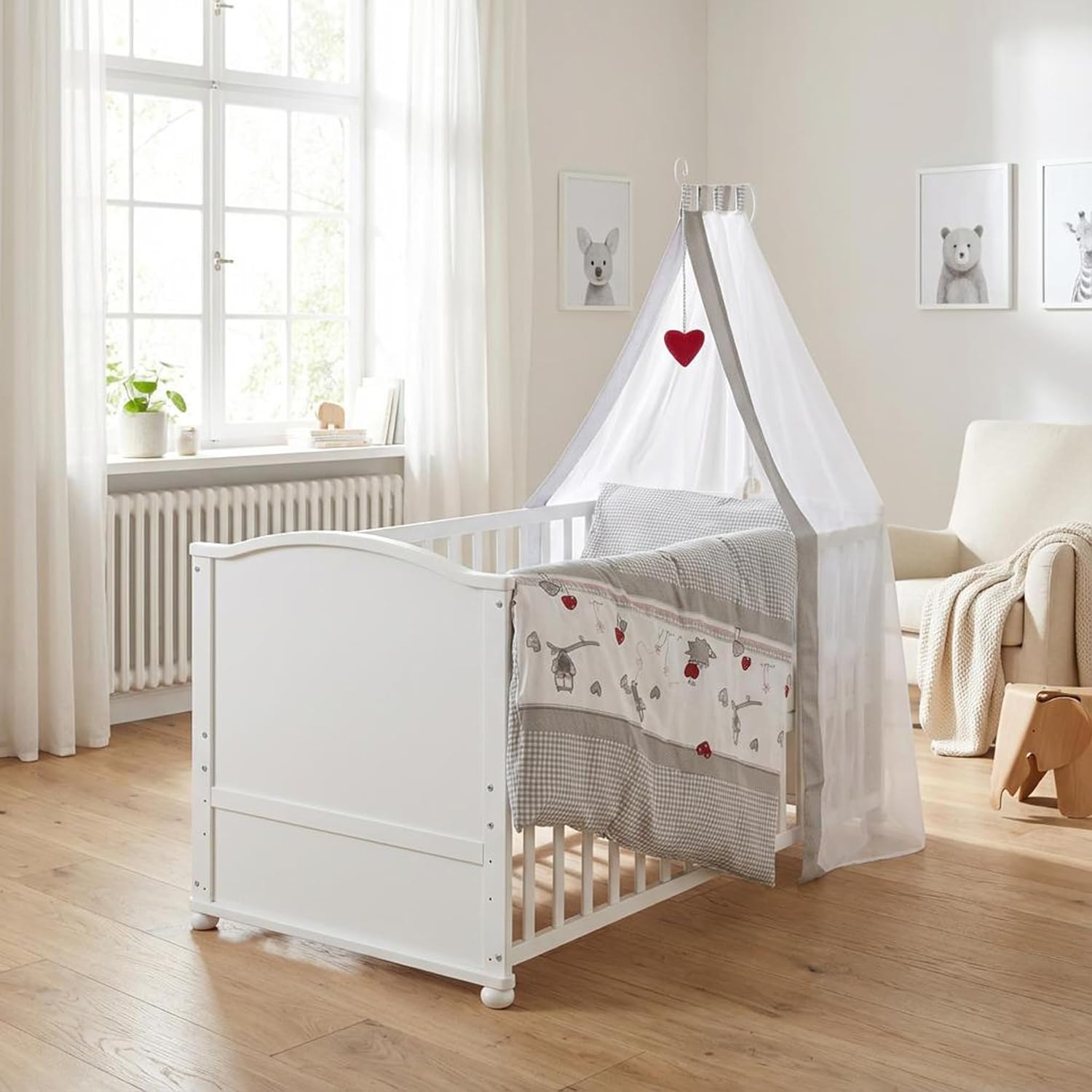Detalle de roba Lettino Completo Adam e Eule 70x140 cm - Bianco con baldacchino, federa, copripiumino e materasso, trasformabile in letto junior
