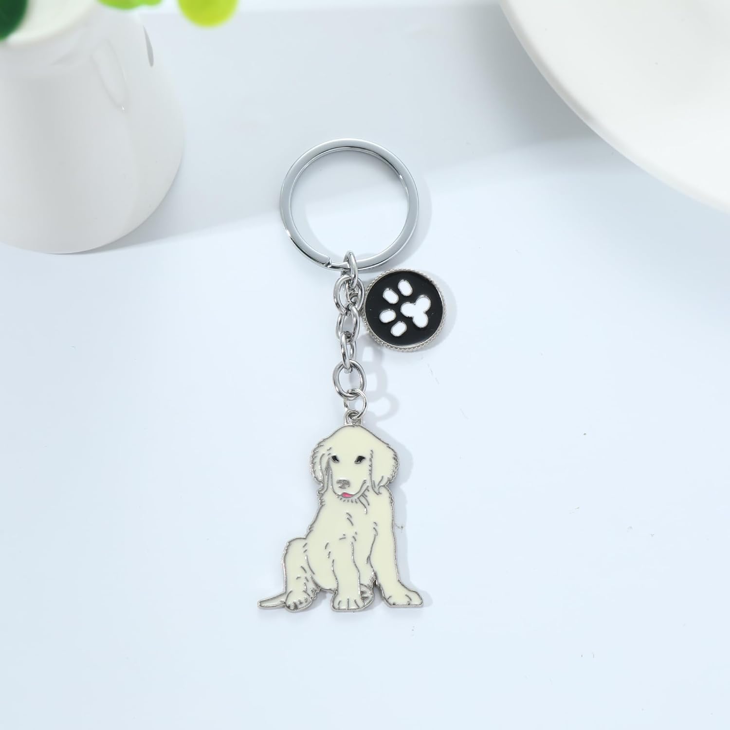 Detalle de BT Bear Dog Key-ring Keychain – Cute Alloy and Enamel Dog Themed Accessory