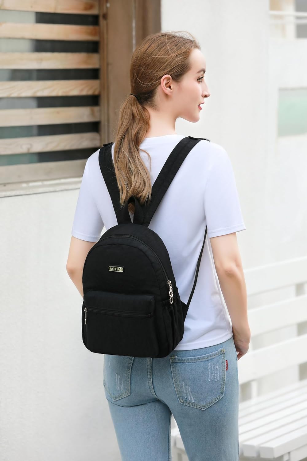 Thumbnail 1 de AOTIAN Women's Mini Backpack: Lightweight 7 Litre City Daypack