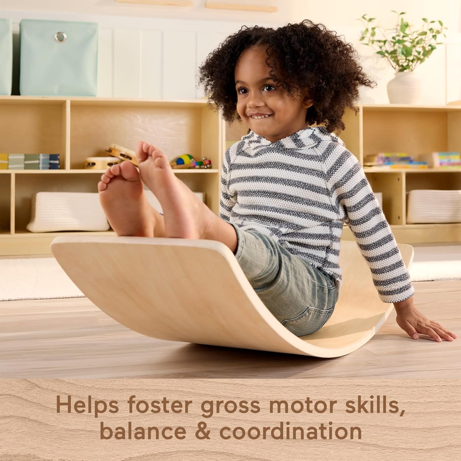 Detalle de Fisher-Price Wood Montessori Rockin' Balance Board (31.7-Inch) with AMS Seal of Excellence