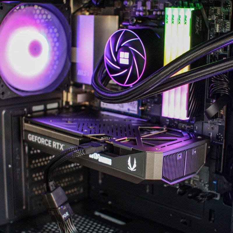 Thumbnail 2 de PCM Aeon Justice: PC Sobremesa con Ryzen 5 7600X, RTX 5070 y 16 GB/1 TB para gaming y creación