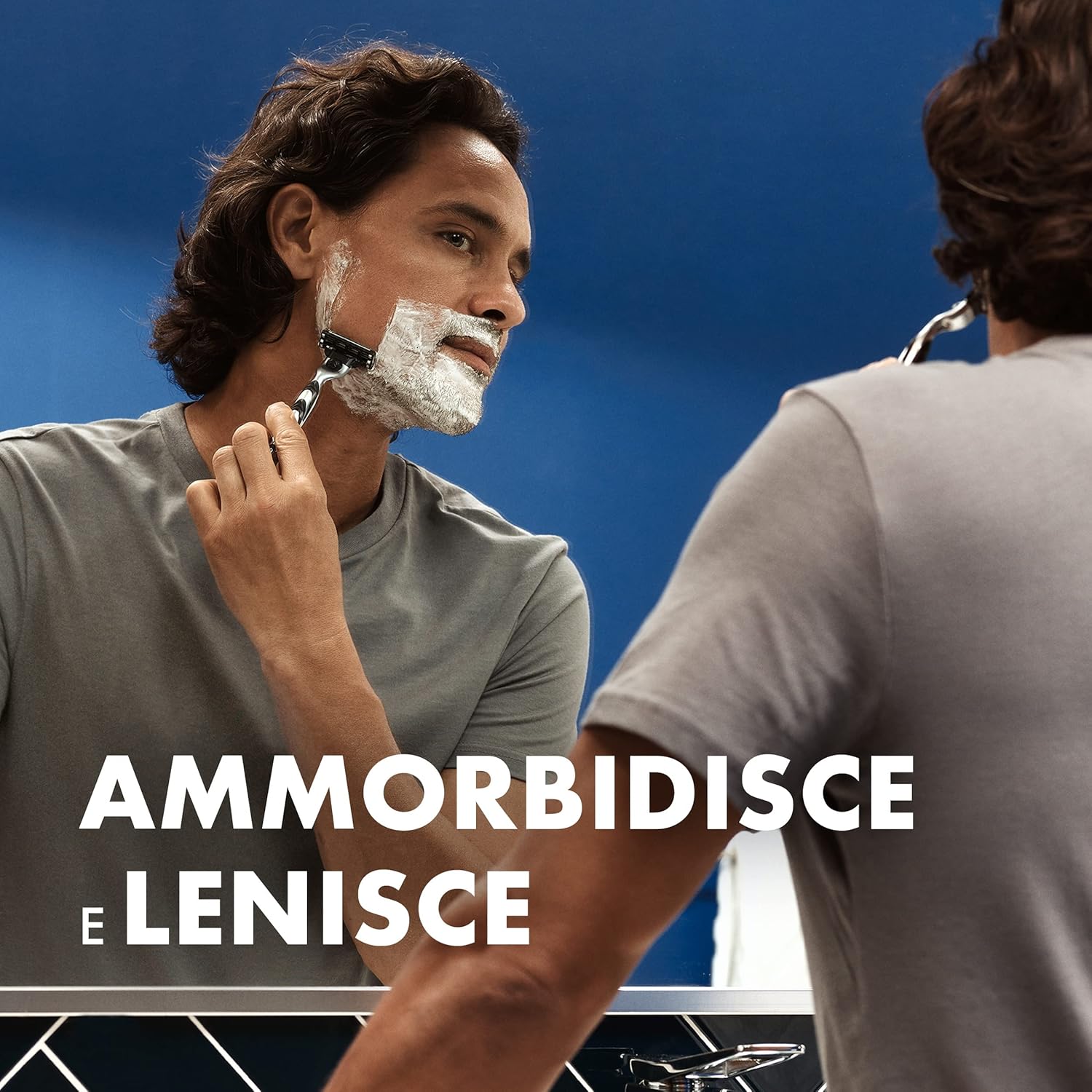 Detalle 2 de Gillette Series Schiuma da barba 250 ml 🪒