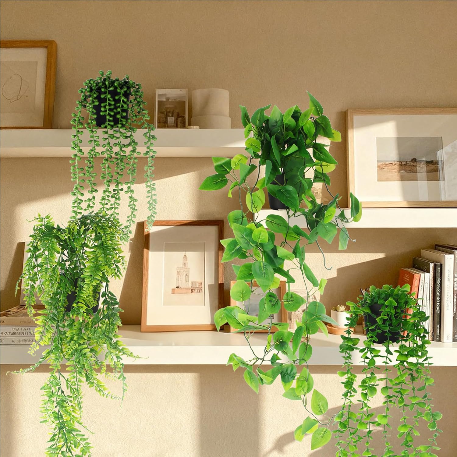 Detalle de LIAILA — Ensemble de 4 plantes tombantes artificielles avec pots (lierre, fougères, pothos, eucalyptus) pour intérieur et extérieur