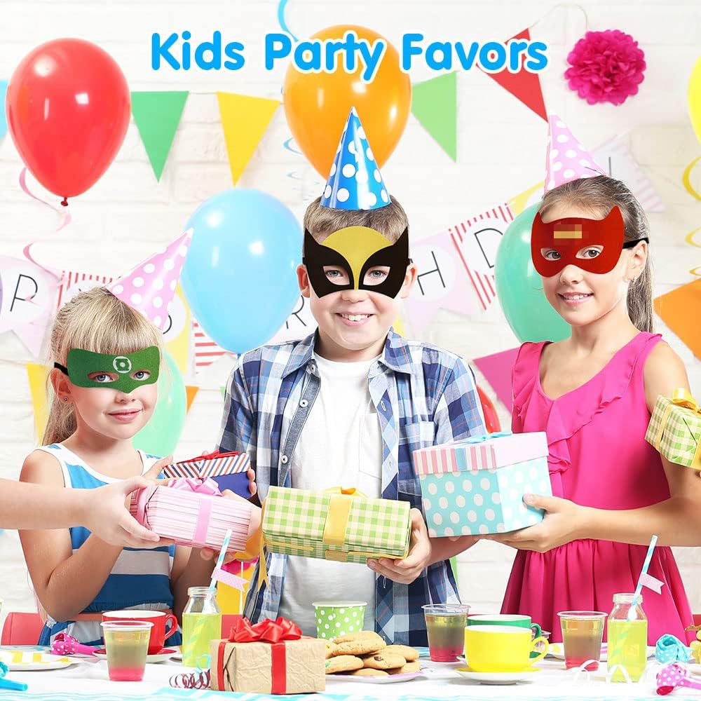 Detalle de URAQT Superhero Mask set (16 felt masks) for children’s dress up and cosplay