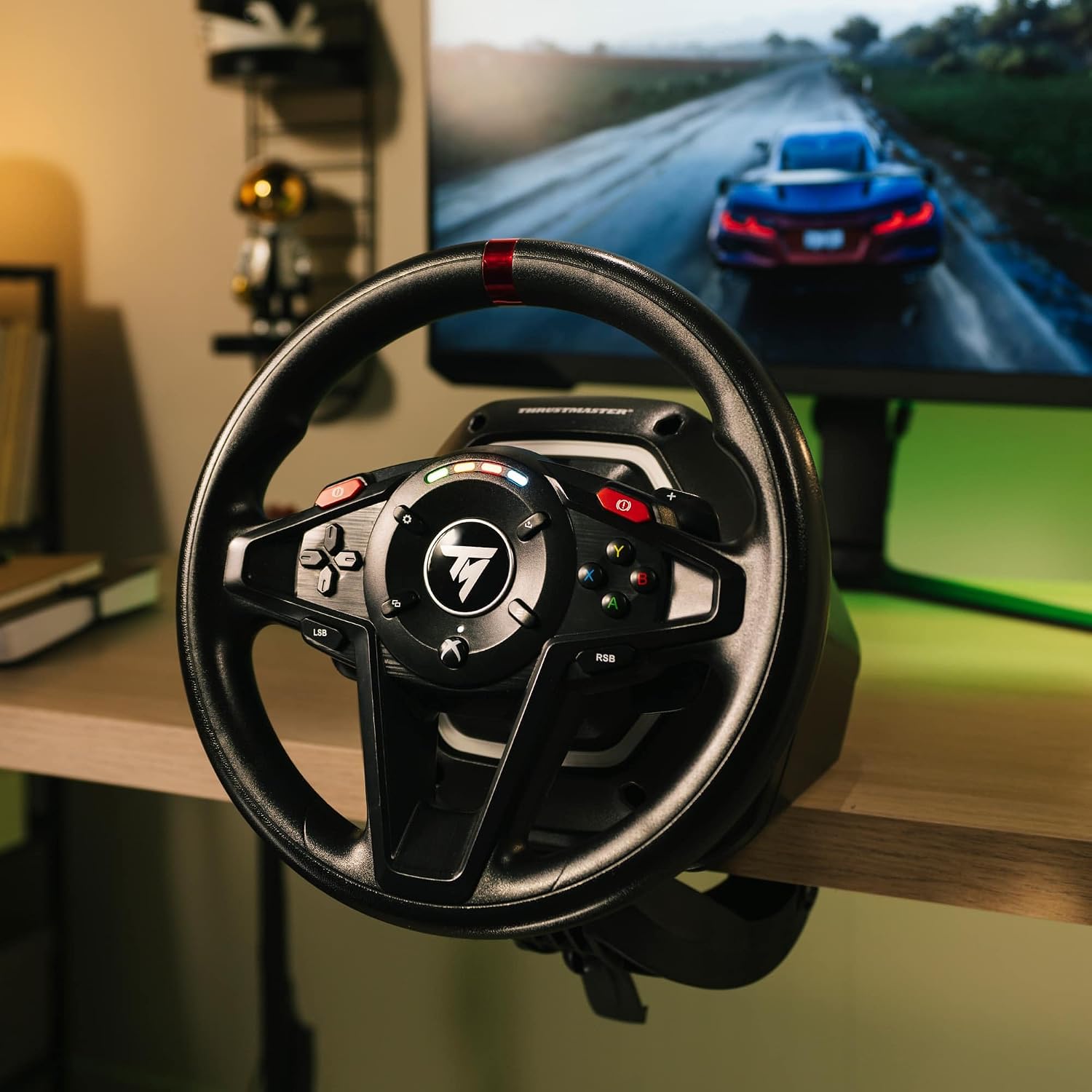 Detalle de Thrustmaster T128: volante Force Feedback con pedali magnetici per Xbox Series X|S, Xbox One e PC