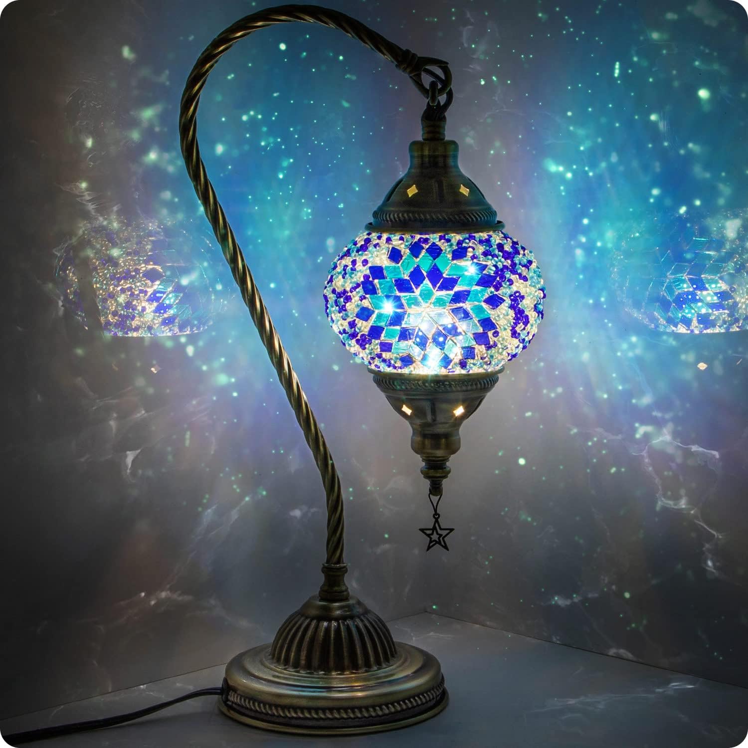 Detalle de Yarra-Decor TD-006R Moroccan Table Lamp, Mosaic Glass Shade and Bronze Base
