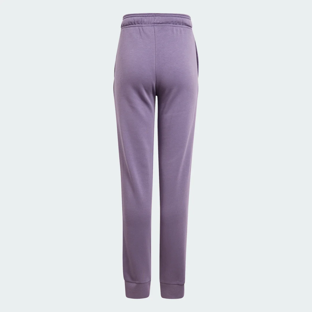 Detalle de Pantalón Essentials Linear Logo de Adidas (violeta) – guía de compra