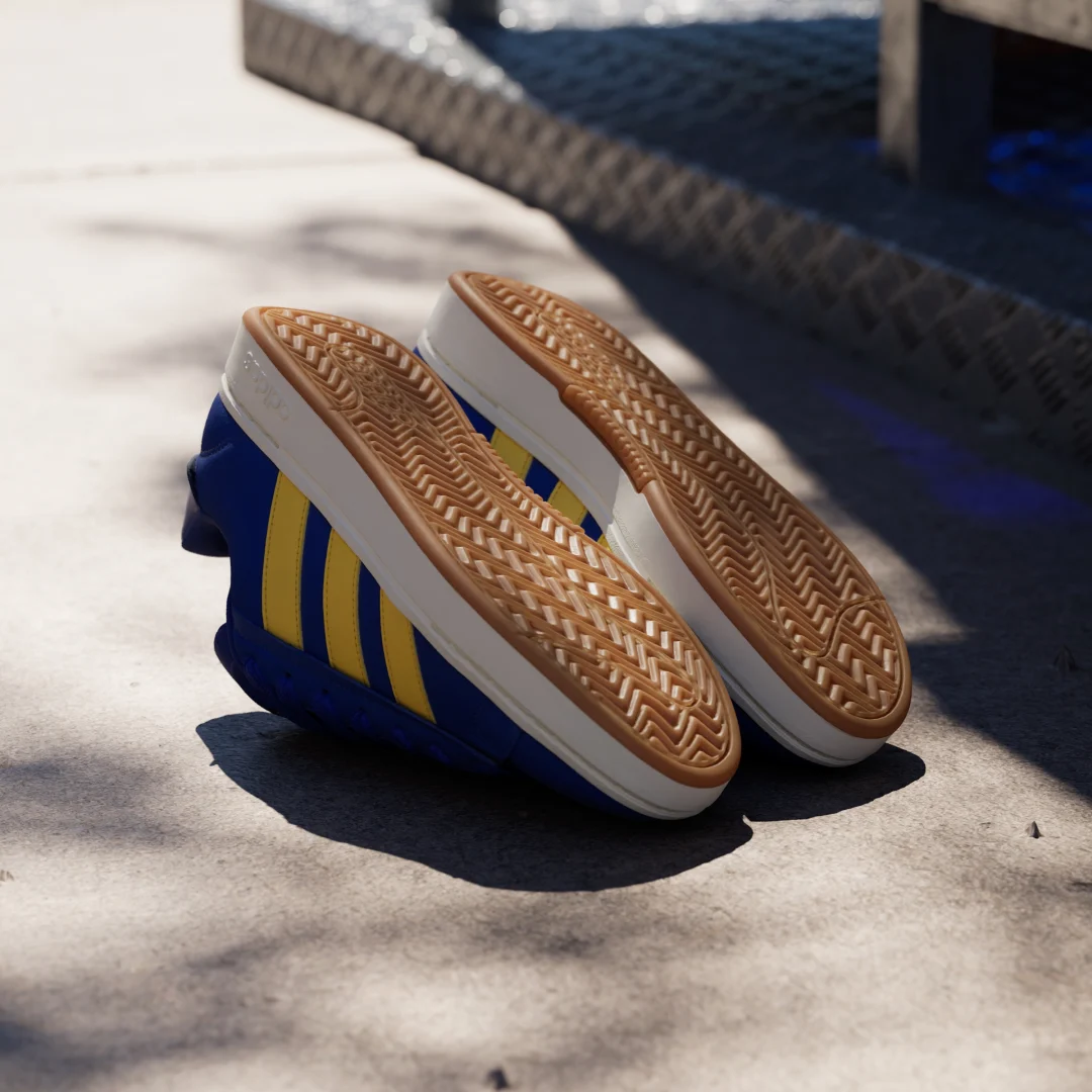 Detalle de Adidas Grand Court Alpha: zapatilla casual en azul para uso diario