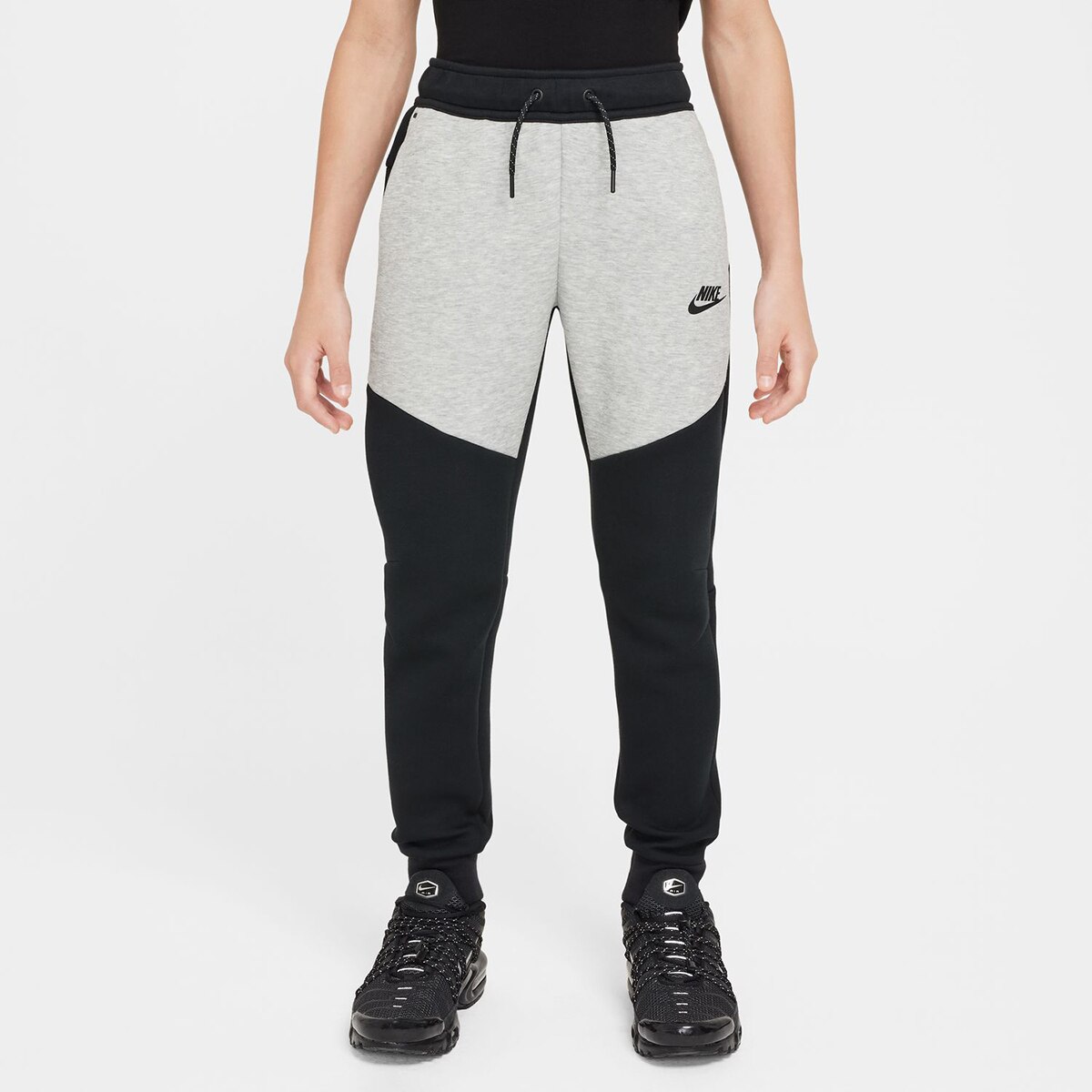 Nike Pantalón Sportswear Tech Fleece 👖