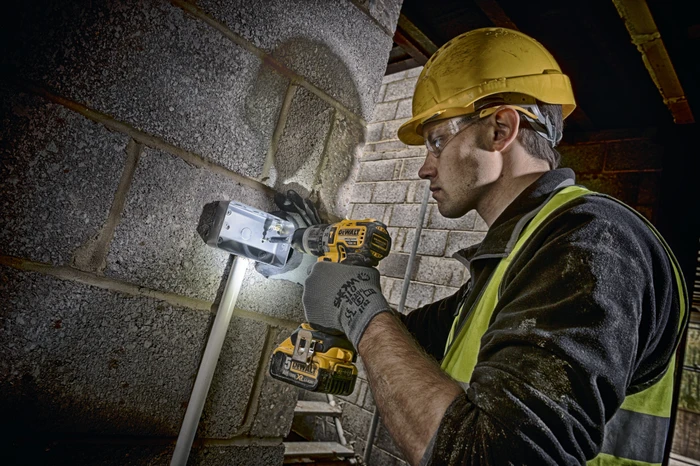 Detalle 2 de DeWalt DCD796P2-QW Schlagbohrer mit 70 Nm