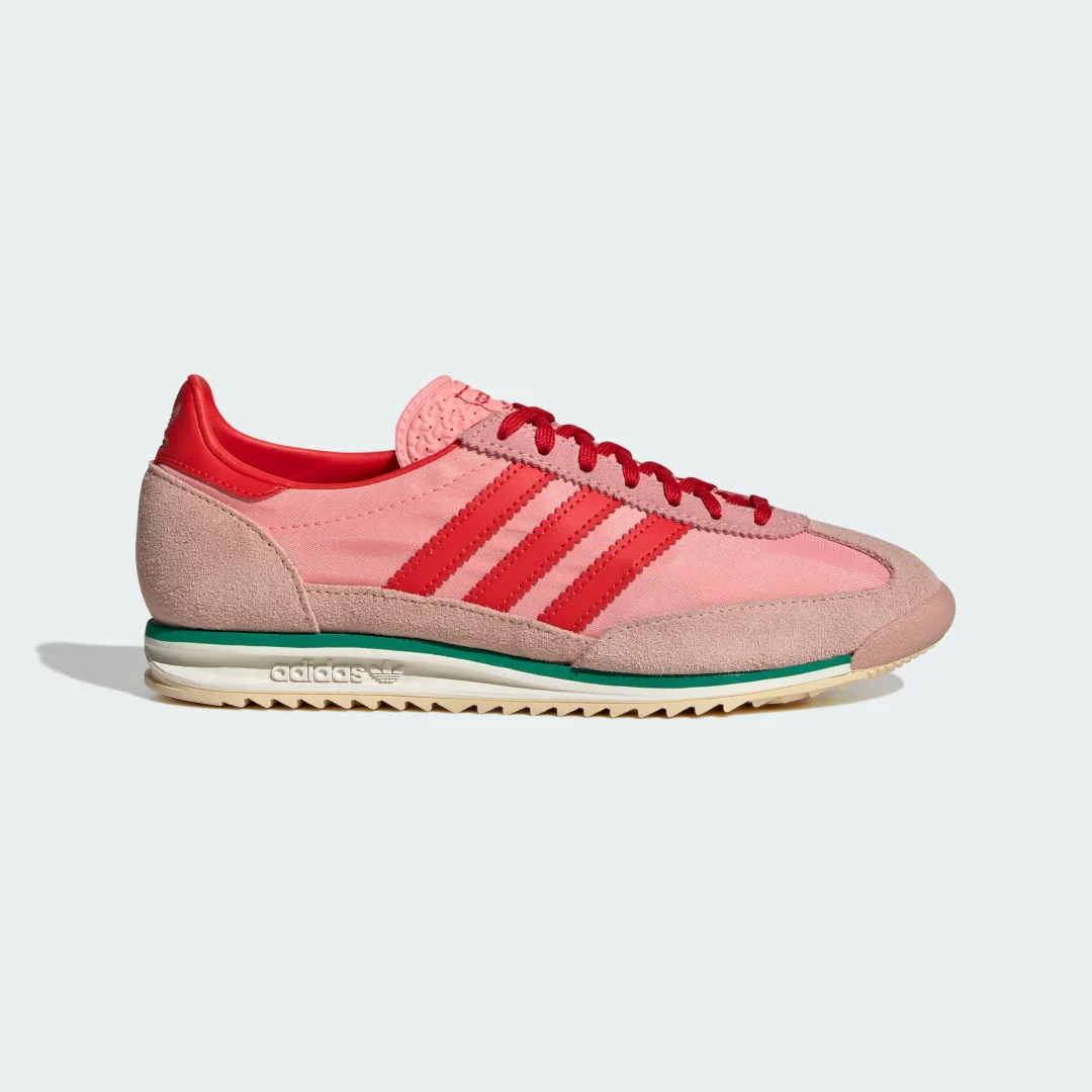 Detalle de Zapatilla SL 72 OG de Adidas: estilo retro y comodidad para el día a día