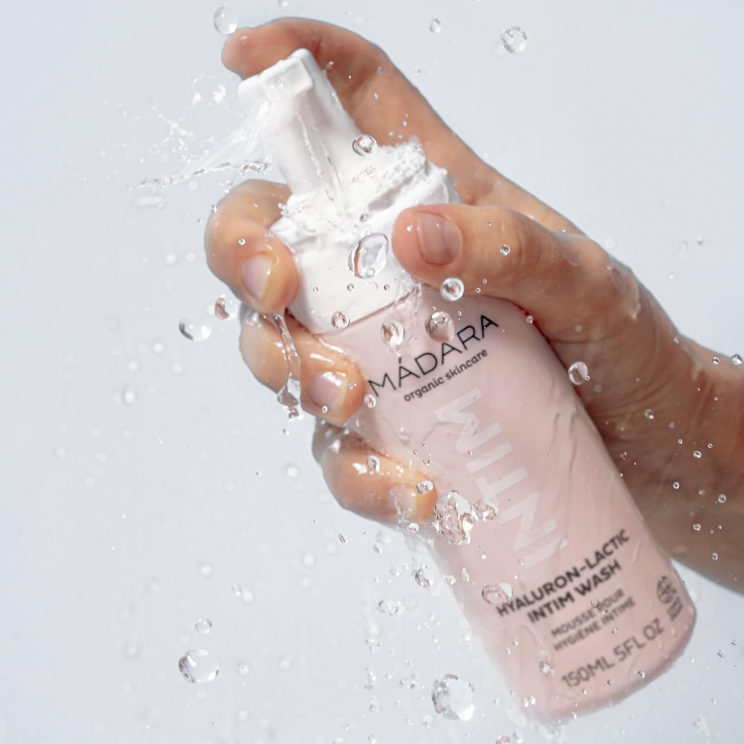 Detalle de MADARA Organic Skincare Hyaluron-Lactic Intim Wash 150 ml – Detersione delicata e calmante