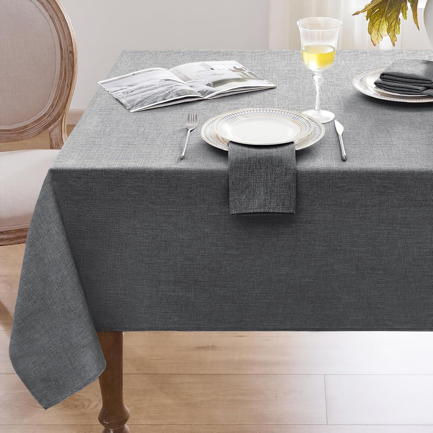 Detalle de Softalker Rectangular Tablecloth, 104 x 60 Inches