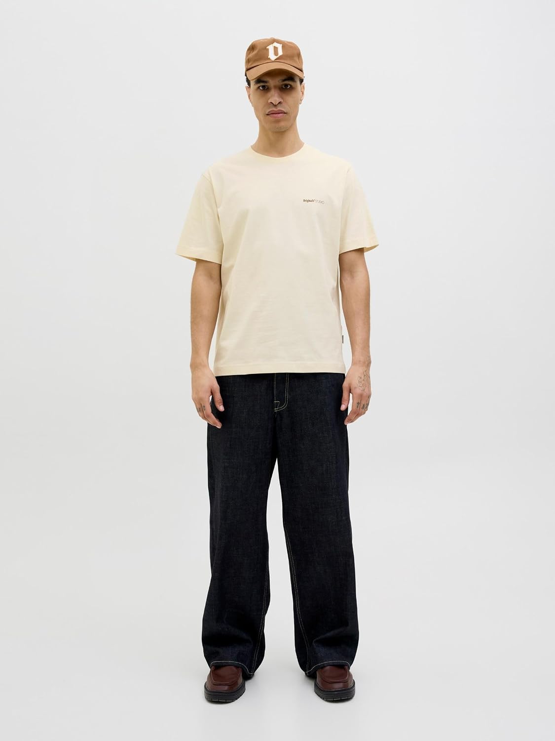 Detalle de JACK & JONES Painted Back Tee SS Crew Neck Jorvarenna – Maglietta con Scollo Rotondo da Uomo