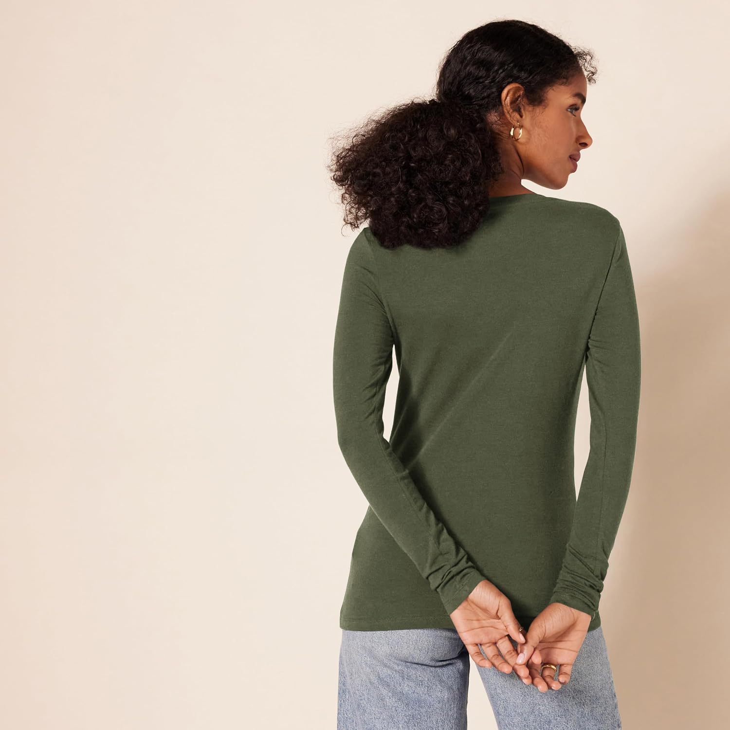 Detalle 2 de Amazon Essentials Camiseta Mujer Cuello Redondo