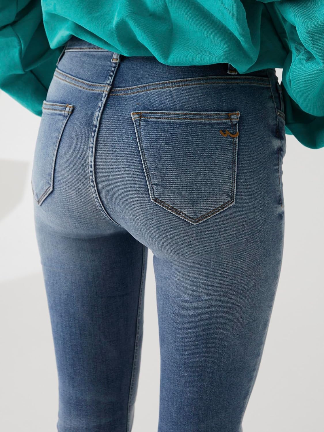 Detalle de LTB Amy X Jeans Donna: libertà di movimento e stile senza compromessi