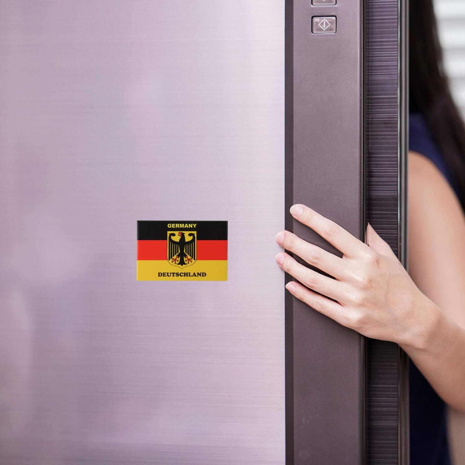 Thumbnail 2 de Aimant pour réfrigérateur drapeau allemand avec aigle – souvenir Berlin, forte tenue (photo magnet 8 x 5,5 cm)