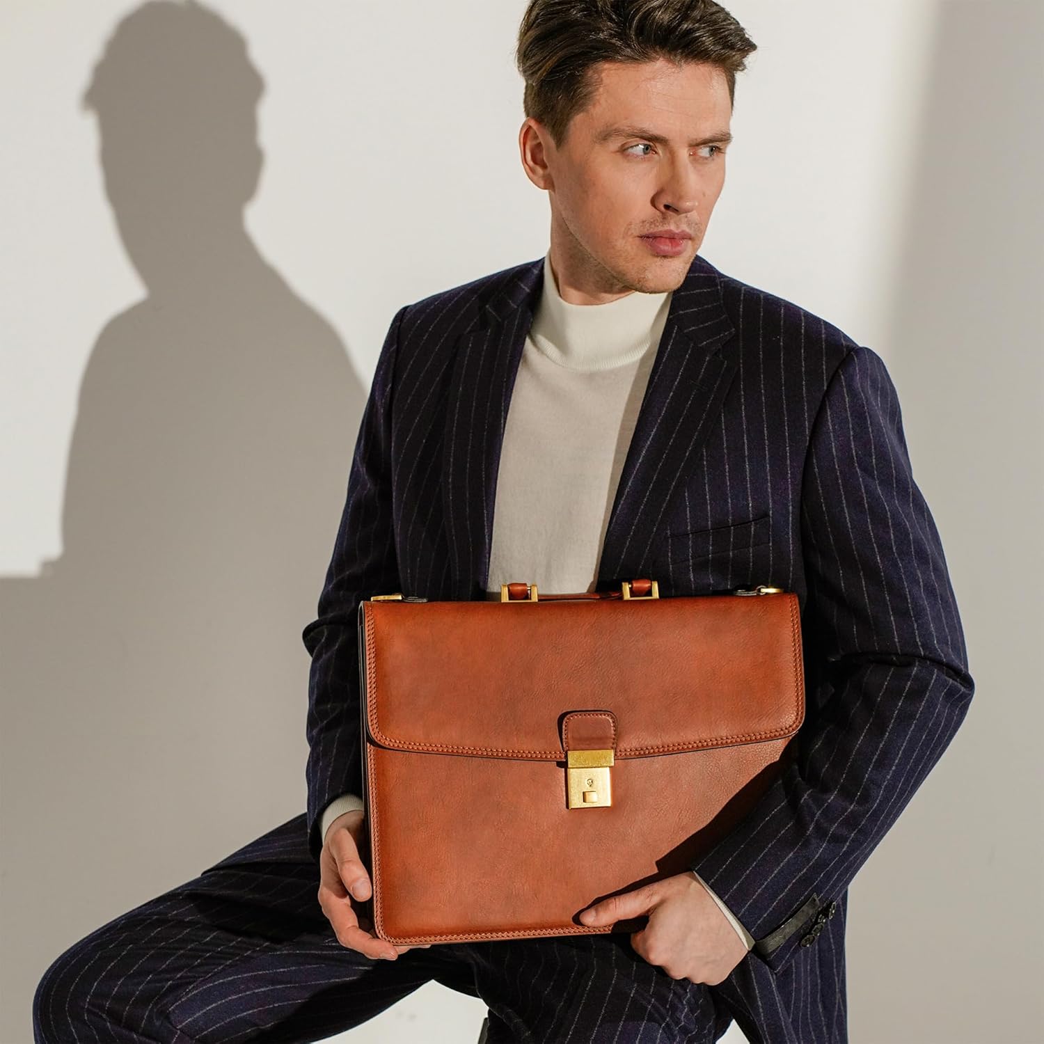 Thumbnail 1 de Time Resistance Full-Grain Leather Briefcase – Handmade Attache Case for Laptop