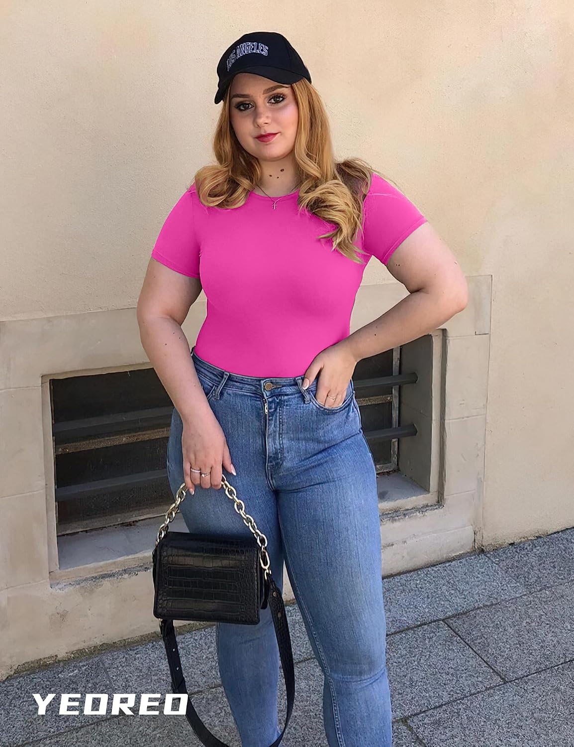 Detalle de YEOREO Compression Crop Top, Double-Lined