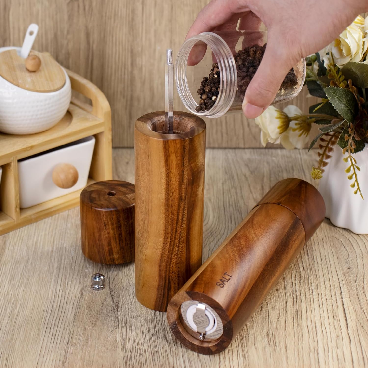 Detalle 1 de Haomacro Acacia Wood Salt and Pepper Grinder Set, 8-Inch, Refillable