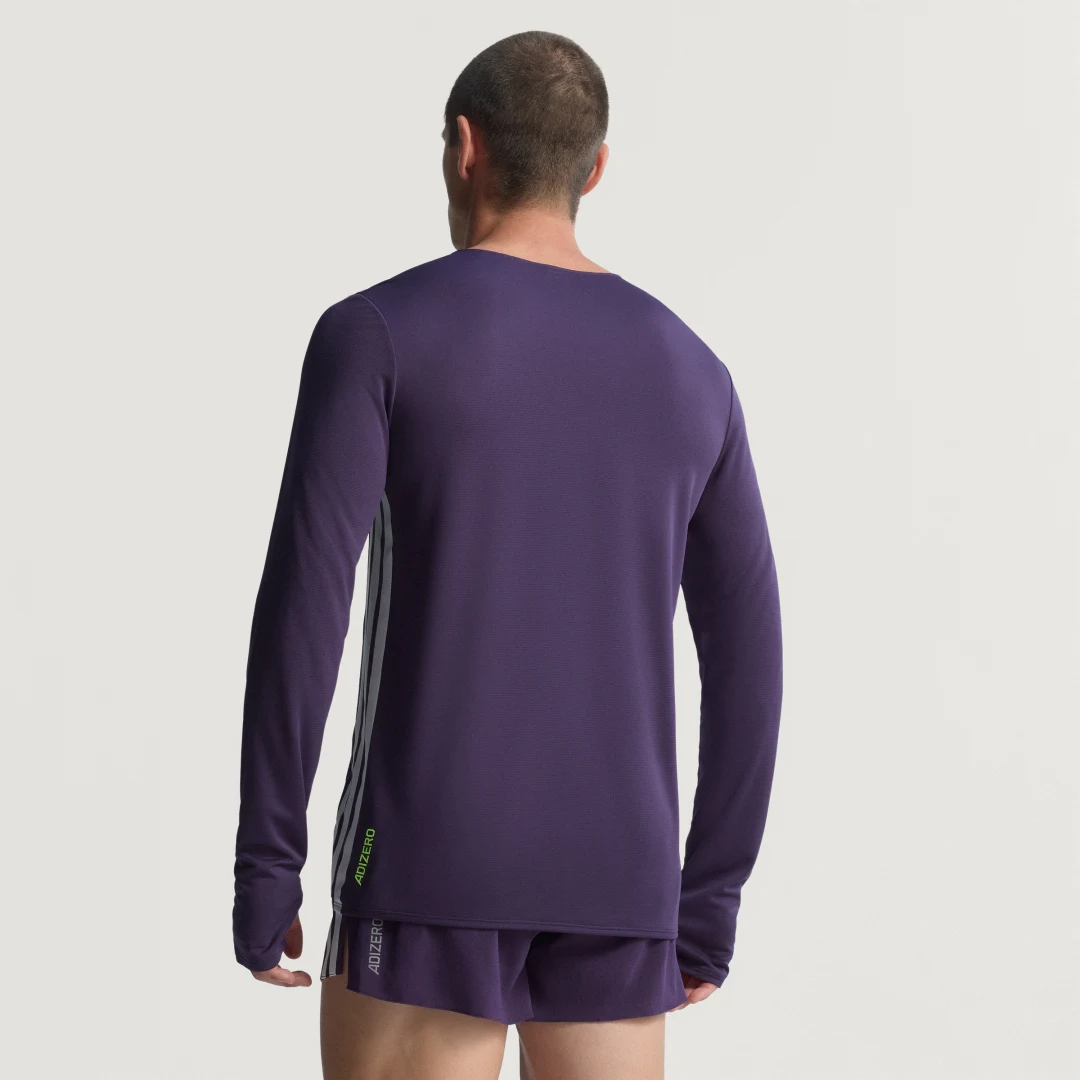 Detalle de Camiseta manga larga Adizero Running de Adidas: ligereza para tus entrenos