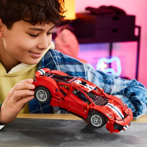 Thumbnail 8 de LEGO Technic Auto Ferrari 488 PISTA 42235: il modello da collezione per giovani piloti e appassionati di Meccaniche