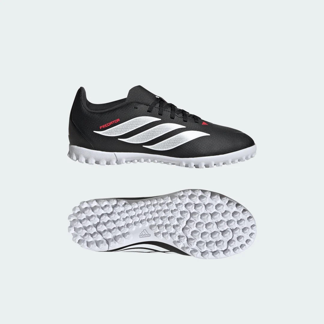 Detalle de Adidas Predator Club, zapatilla de fútbol para moqueta negra