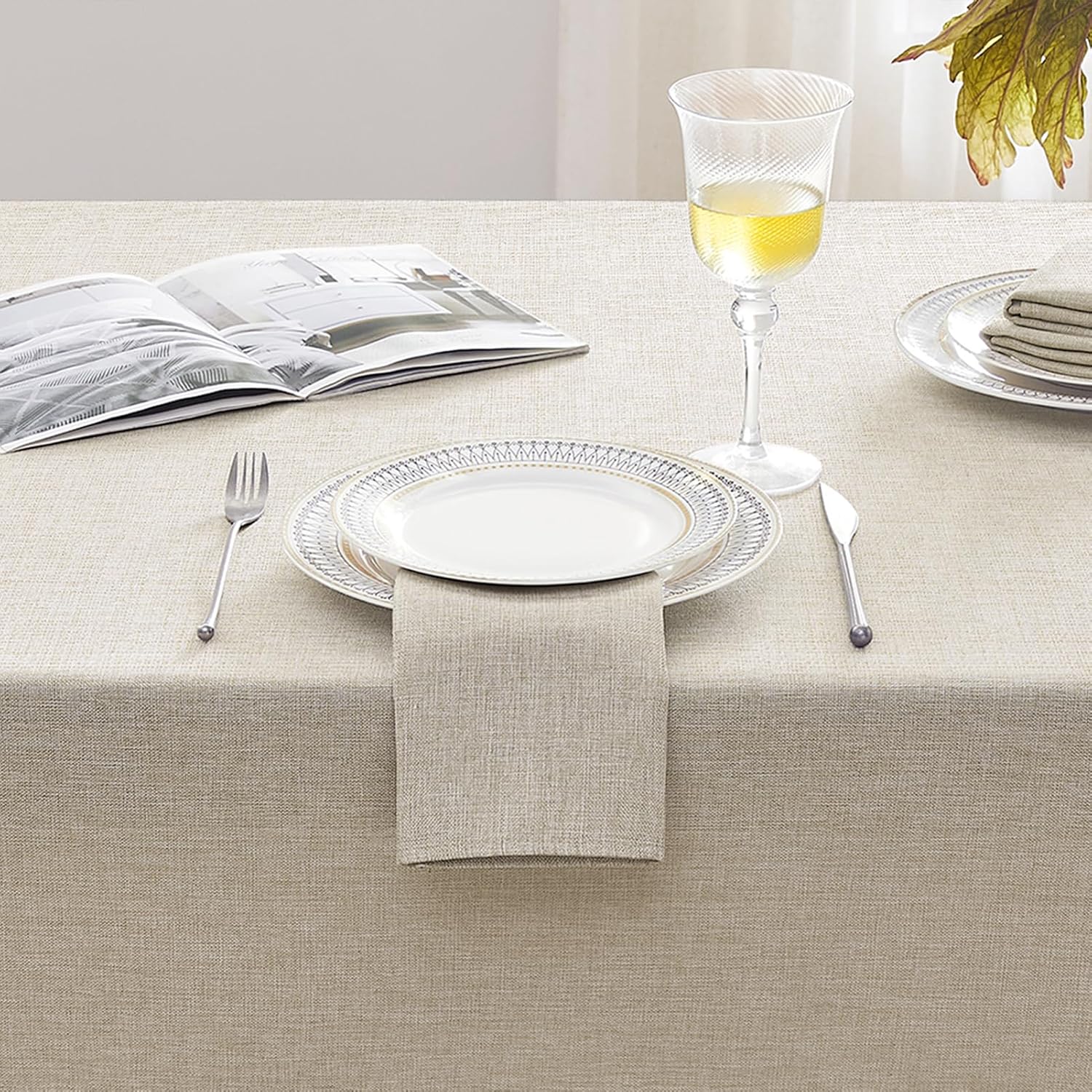 Detalle de Softalker Tovaglia da Esterno 240 x 140 cm in Finto Lino – Beige, antimacchia e idrorepellente