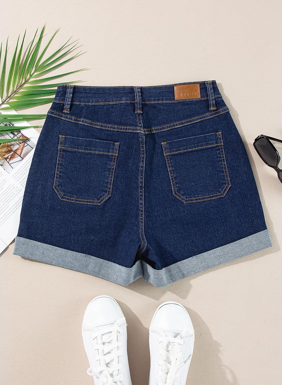 Thumbnail 6 de Sidefeel Women’s High-Waisted Stretch Jean Shorts with Button & Folded Hem