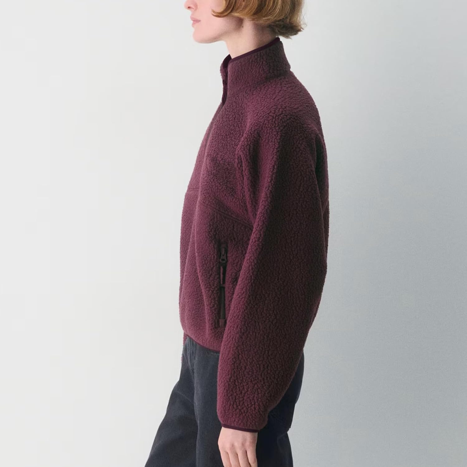 Detalle de Keeliya Women’s Quarter-Zip Sherpa Fleece Pullover with Funnel Neck and Zip Pockets