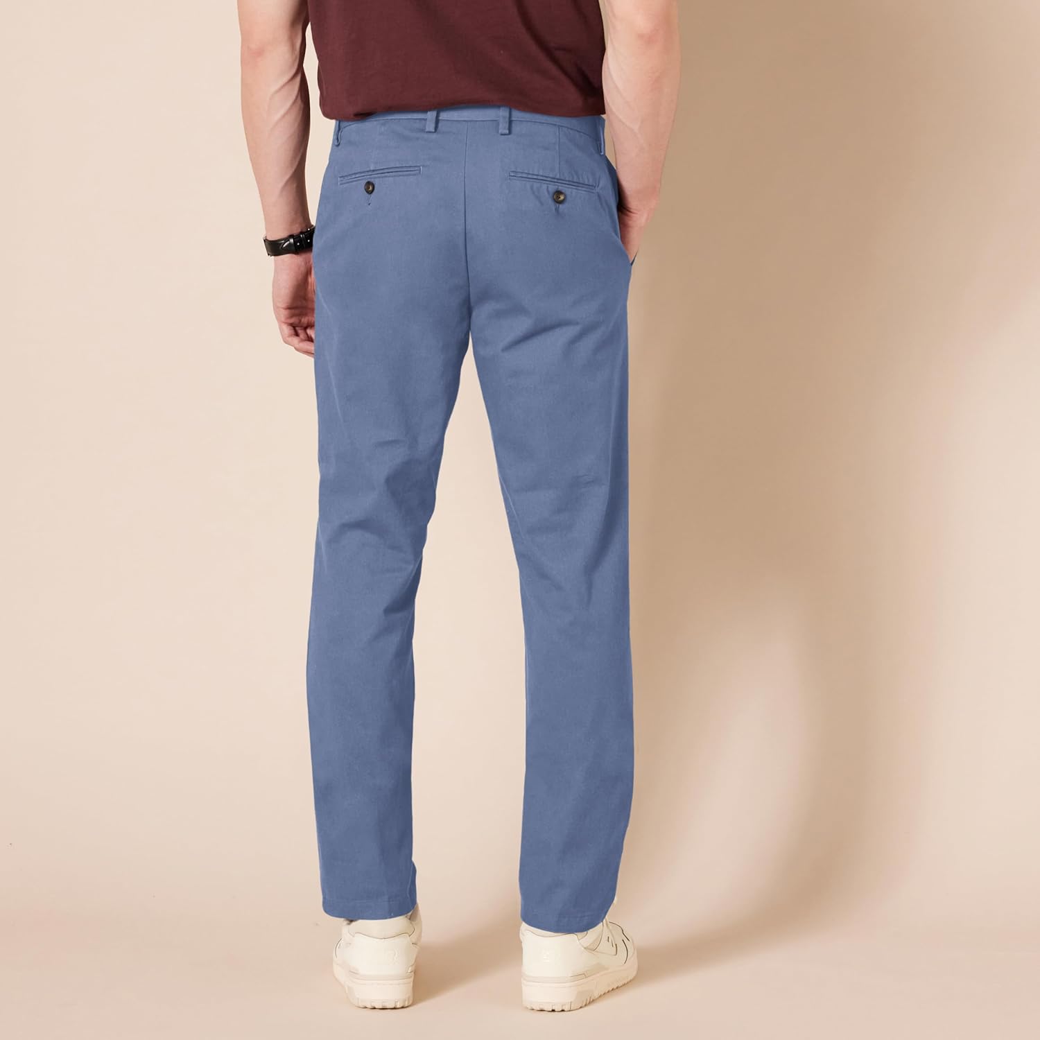 Thumbnail 1 de Amazon Essentials Herren Knitterfreie Flatfront-Chinohose in schmaler Passform