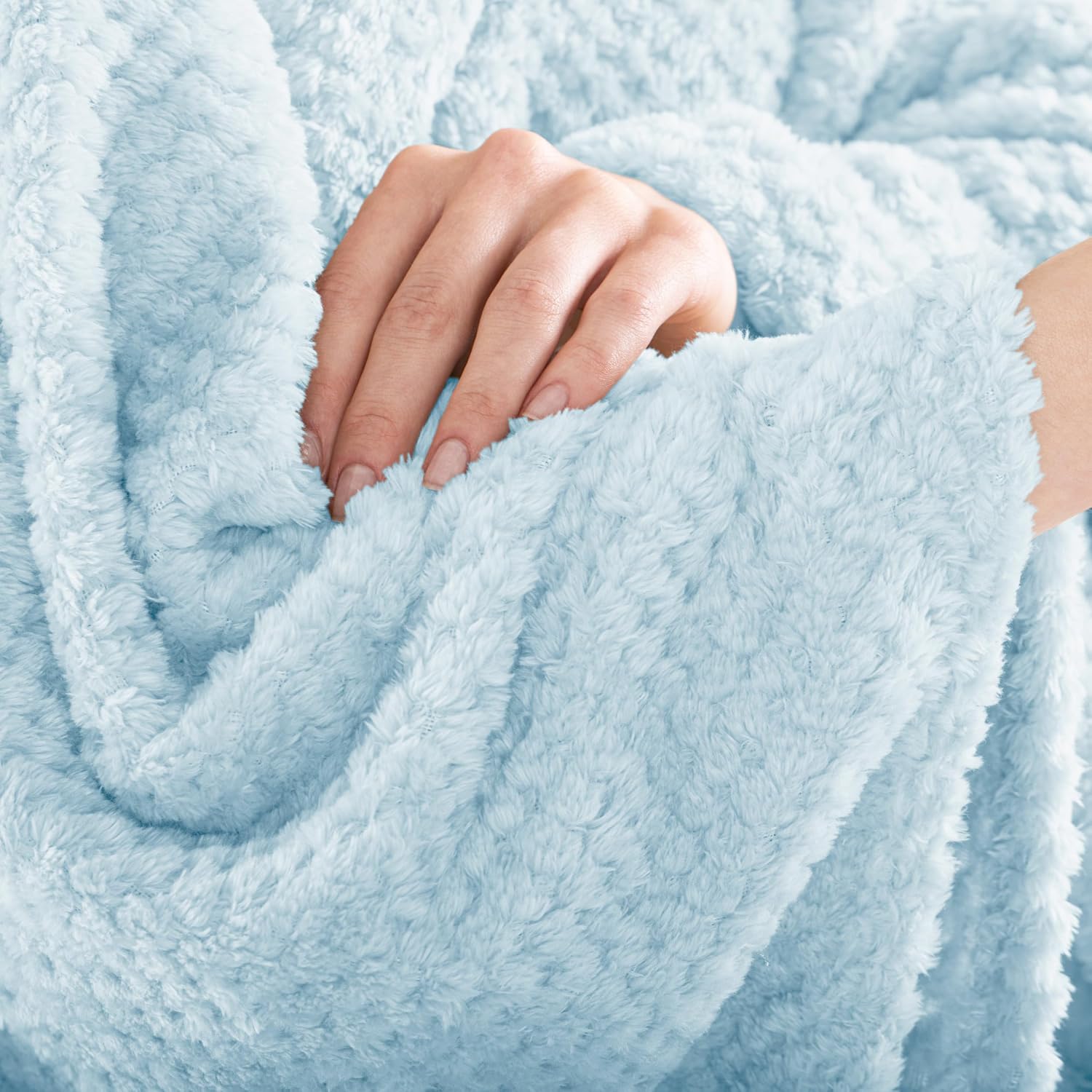 Detalle de DecoKing Couverture Polaire 170 x 210 cm – Plaid Doux en Microfibre, chaud et léger pour lits, canapés et divans