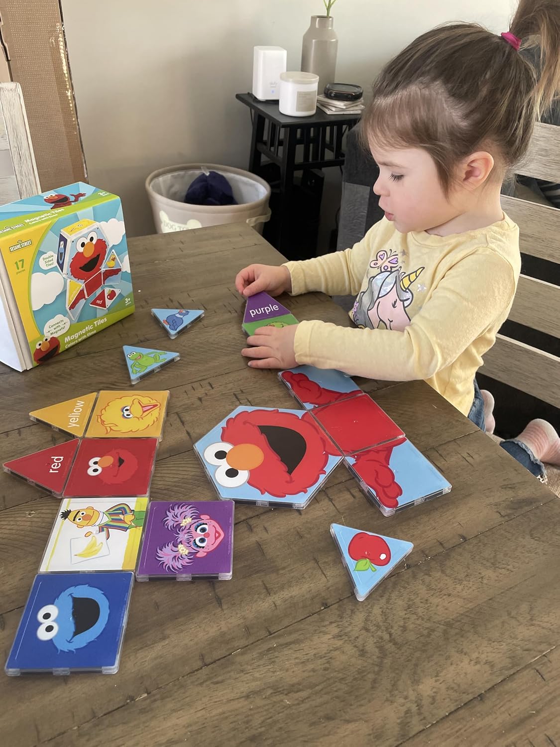 Thumbnail 2 de CreateOn Sesame Street Magnetic Kids’ Building Tiles (Elmo) — 17-Piece Set