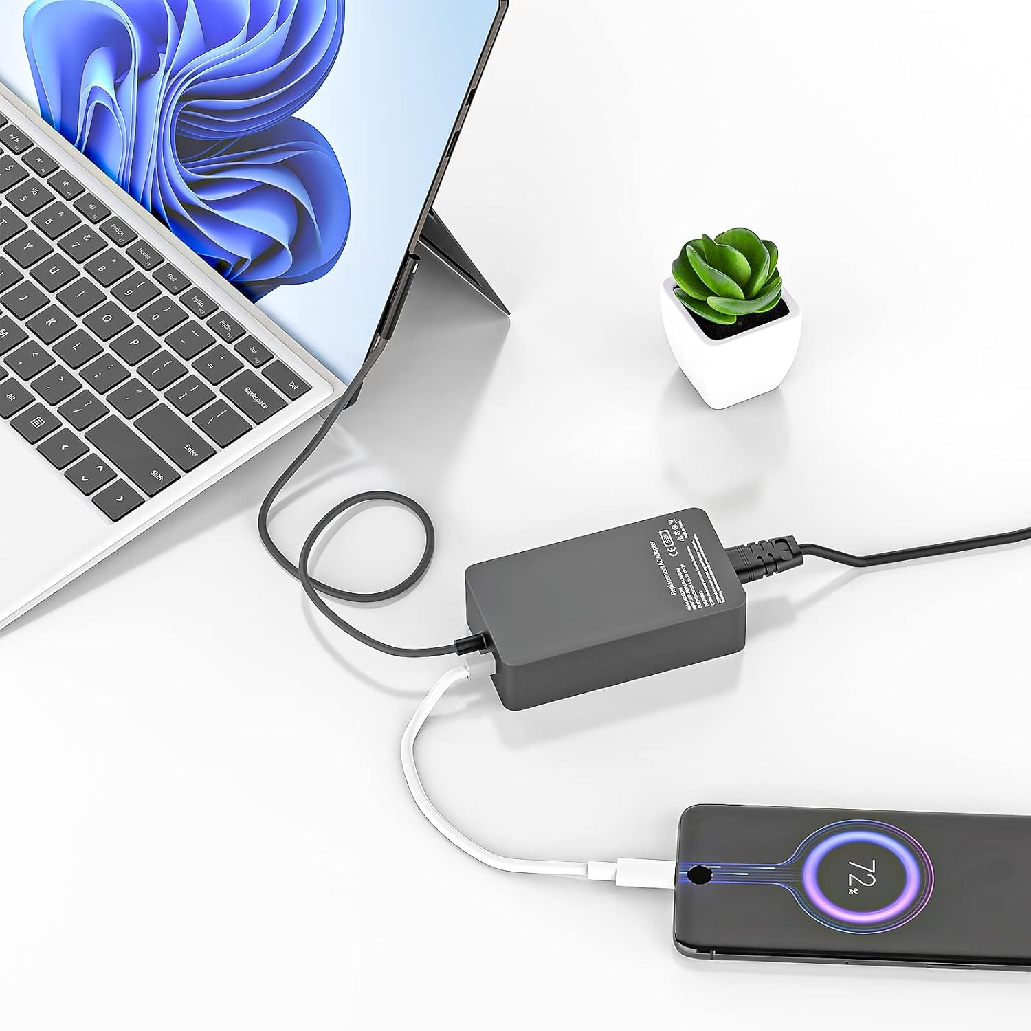 Detalle de Surface Pro Charger 65W