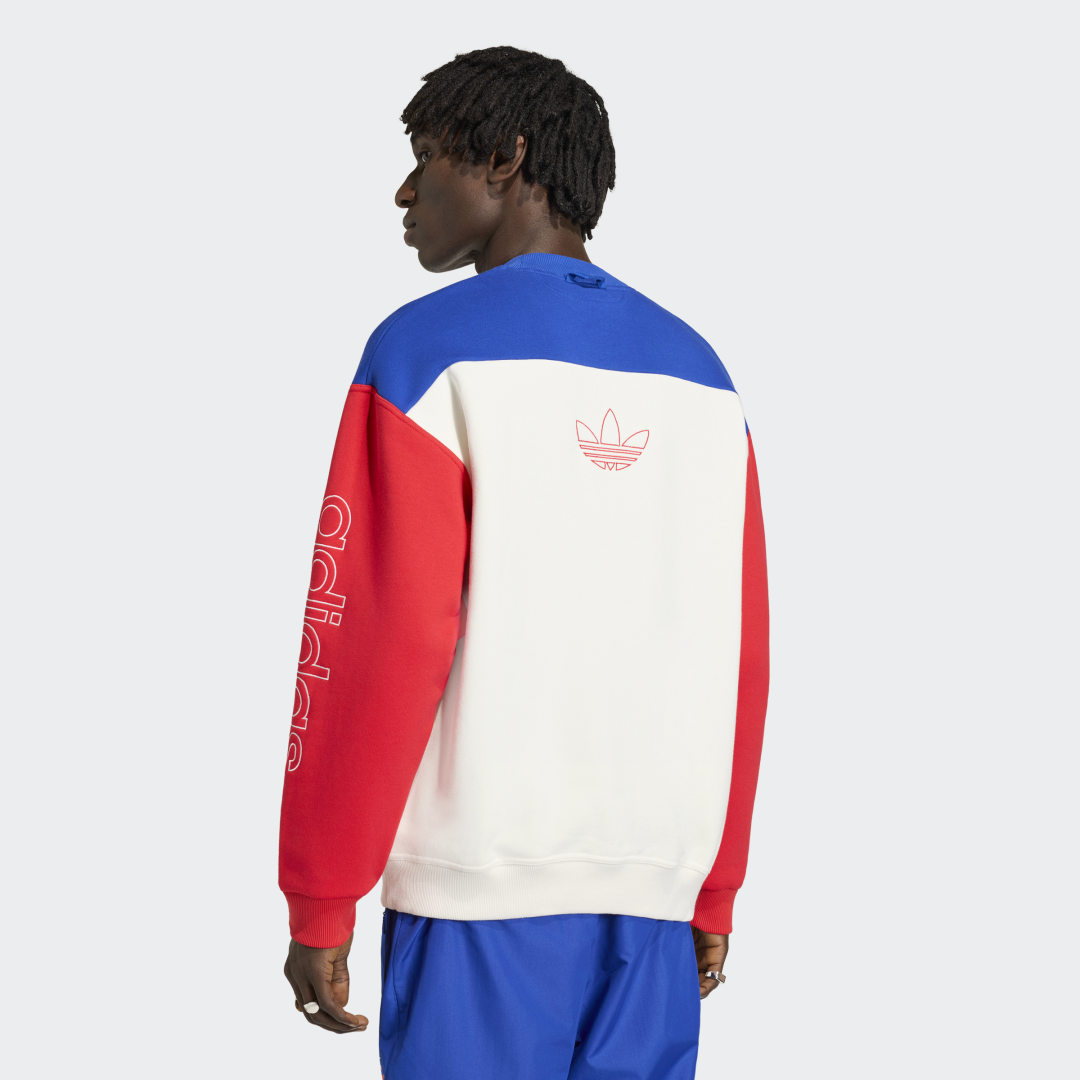 Detalle 2 de Sudadera con estampado azul de Adidas: comodidad y estilo para el día a día