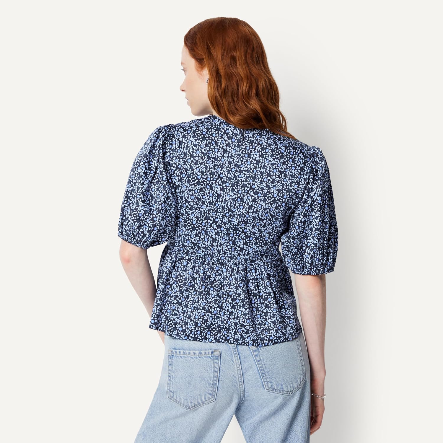Detalle de Amazon Essentials Women's Cotton Sateen Relaxed-Fit Peplum Blouse