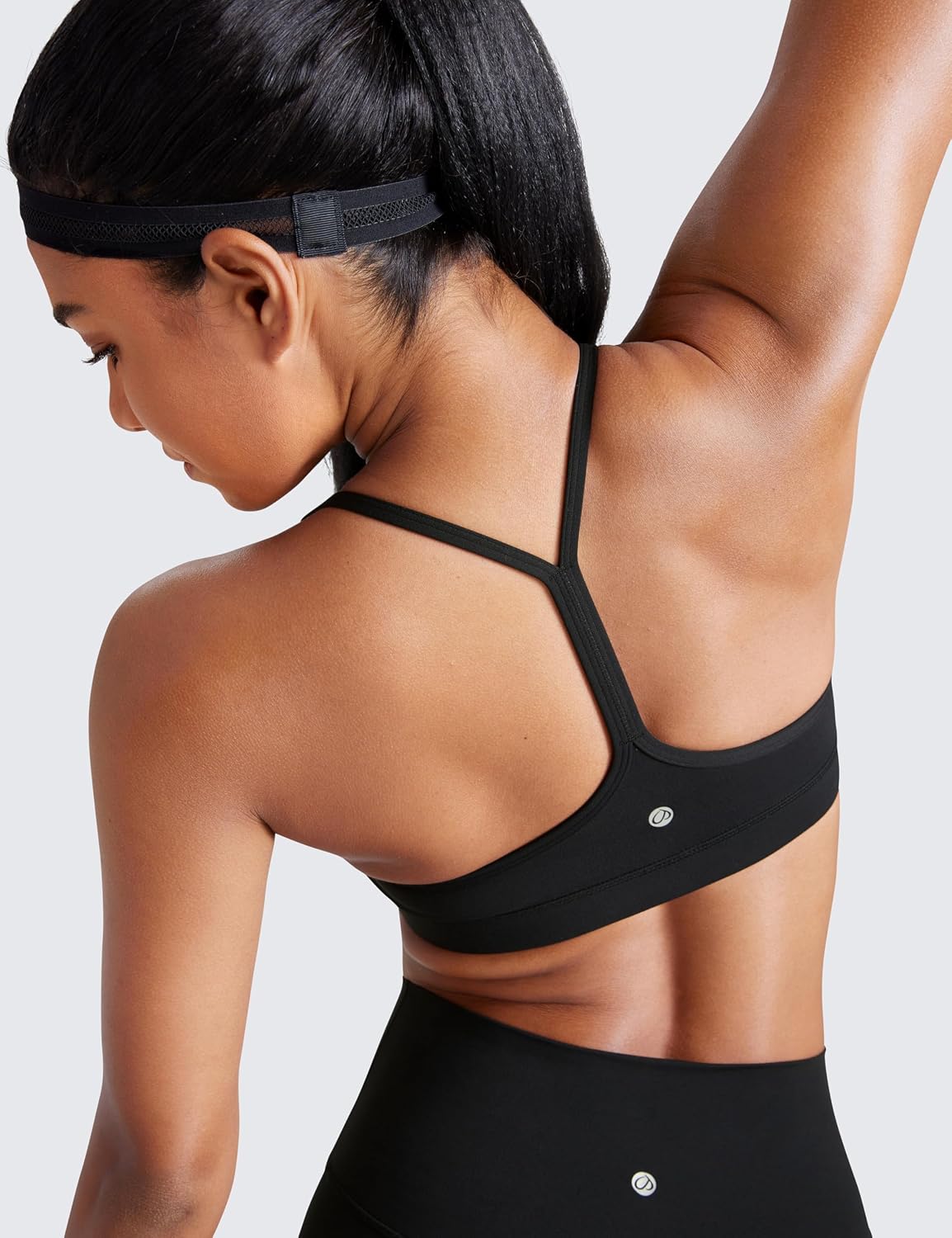 Detalle de CRZ YOGA Women’s Butterluxe Padded Sports Bra (Low Impact) – Racerback Strappy Gym & Yoga Bra