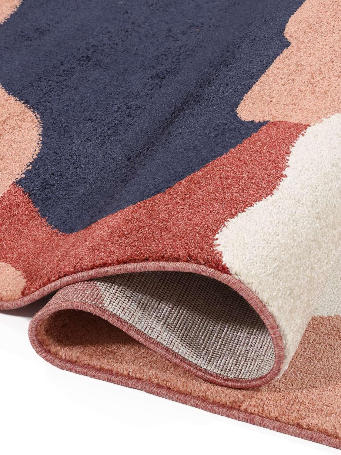 Detalle de RugVista Big Sur Rug, 140 x 200 cm, Terracotta/Navy, Medium Pile
