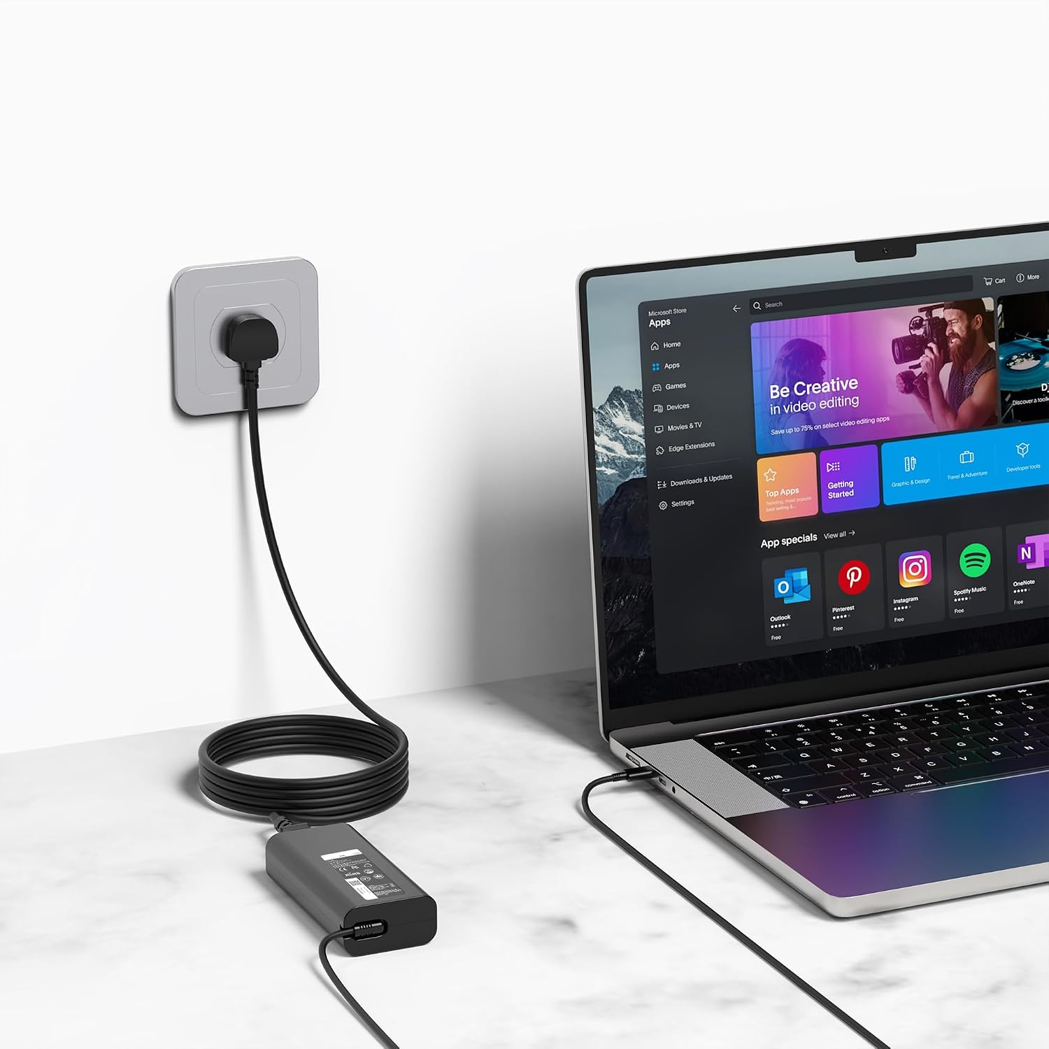Detalle de 65W USB-C laptop charger for Dell