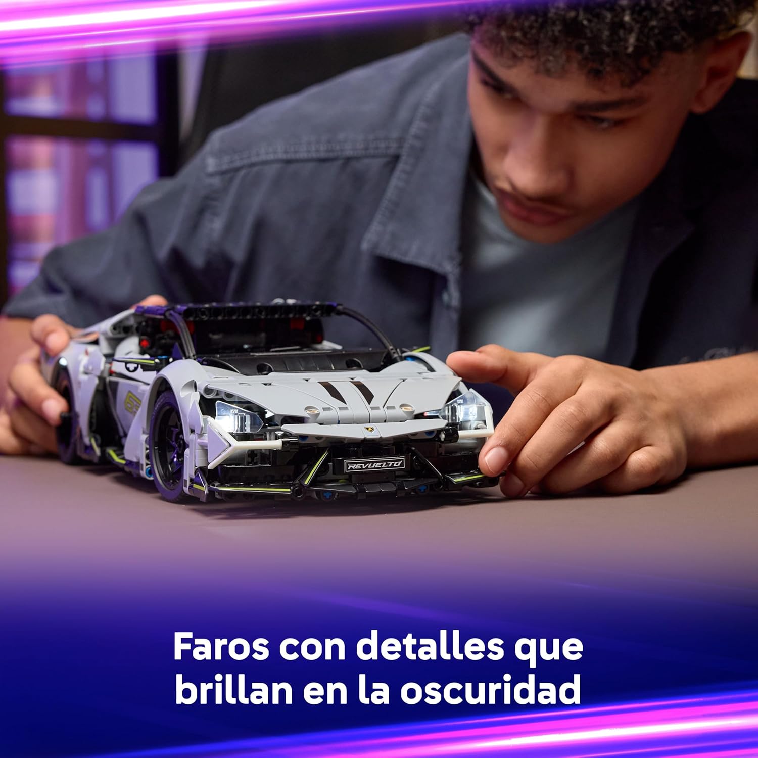 Detalle 2 de LEGO Technic Superdeportivo Lamborghini Revuelto 42214