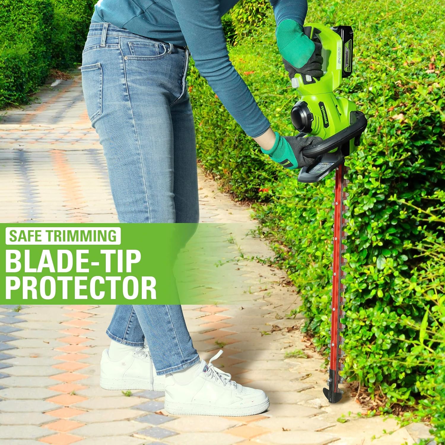 Thumbnail 5 de Greenworks 24V Cordless Brushless Hedge Trimmer G24HT56II (56cm) – Dual Action Blade