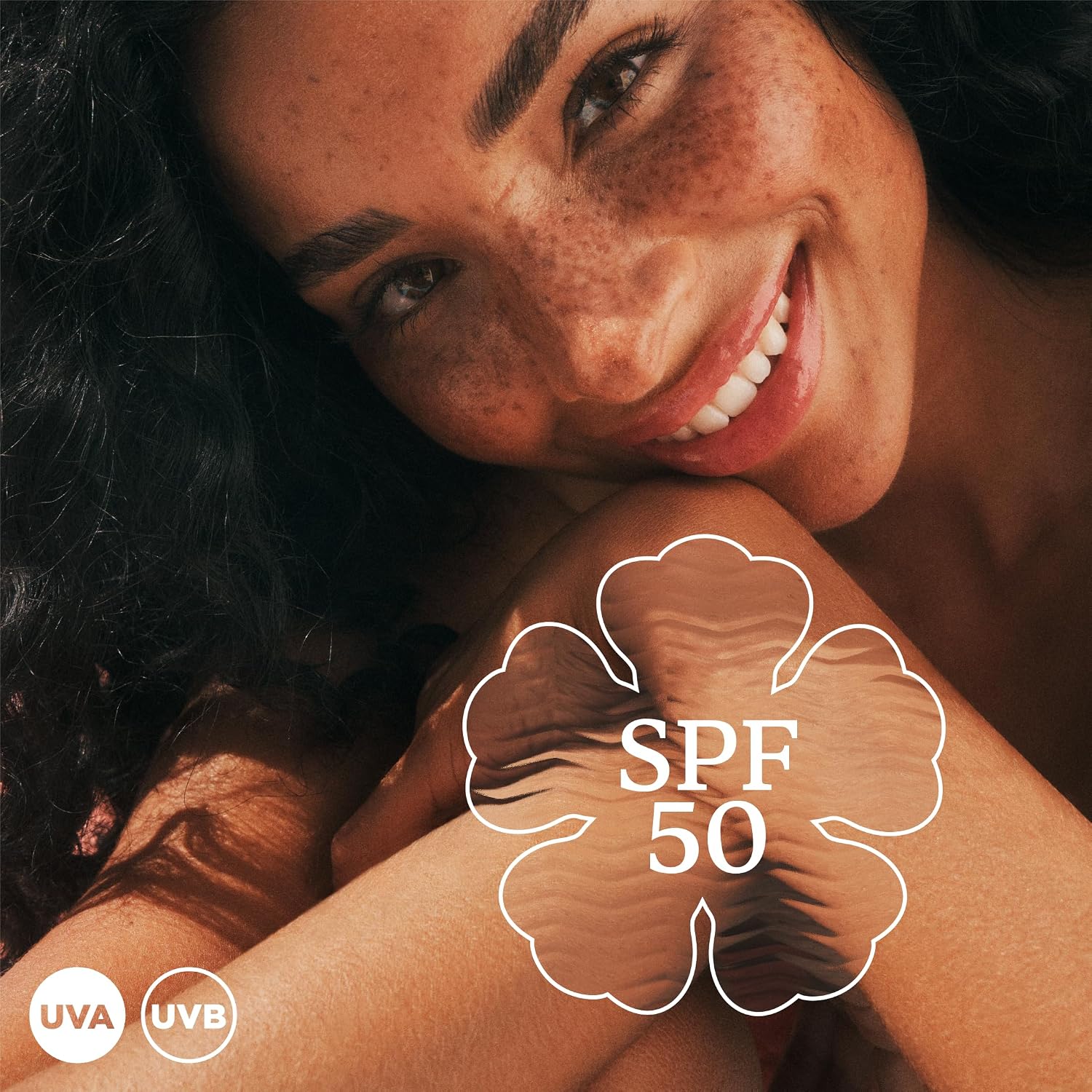 Detalle 2 de Hawaiian Tropic Glowing Protection Crema Viso SPF50 50ml