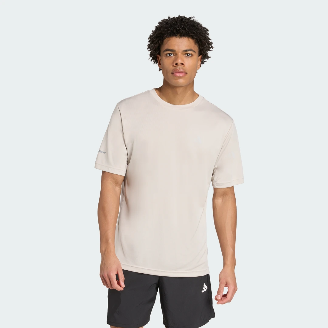 Detalle de Camiseta Training Essentials Holiday Pack