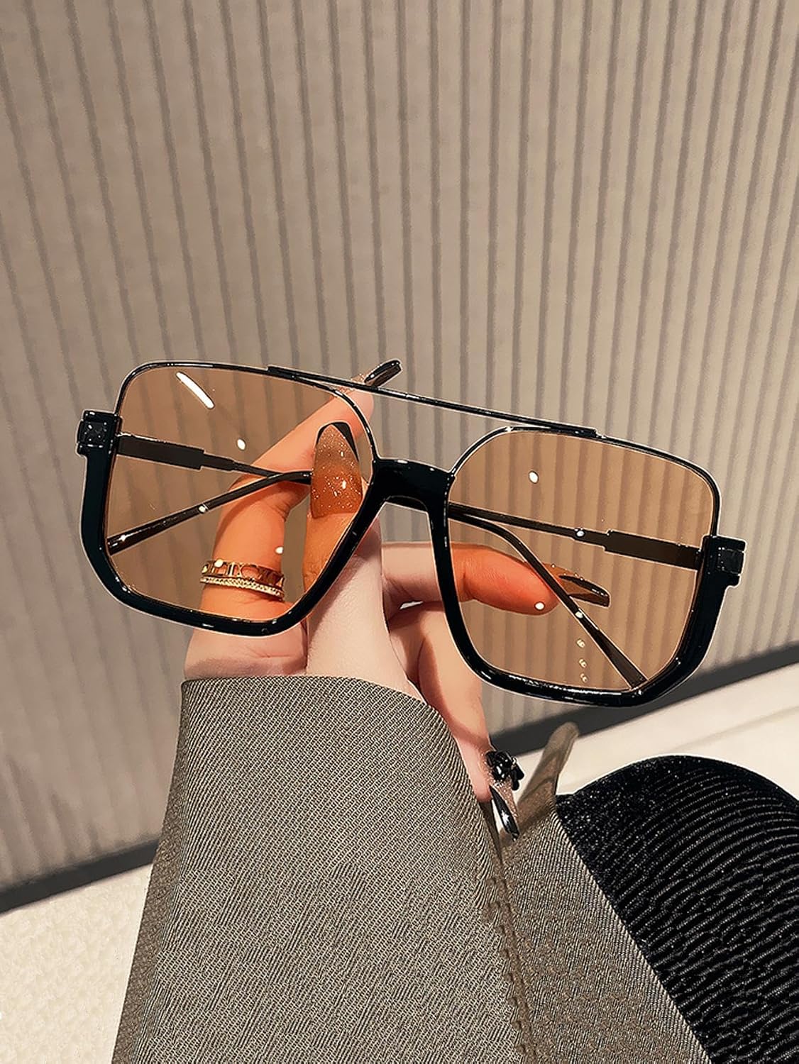 Detalle 2 de GUVIVI Aviator Sunglasses 100% UV 😎
