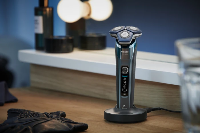 Detalle 2 de Philips Shaver Series 7000 S7882/55 – hautschonende Rasur mit smarter Technik
