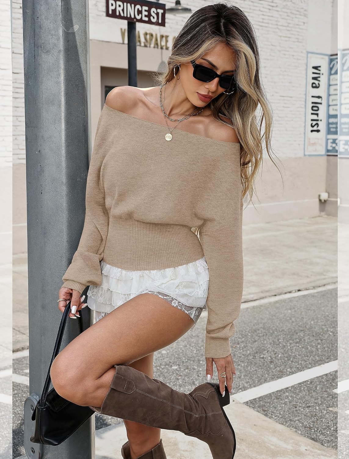Detalle 2 de JUICICI Off-the-Shoulder Sweater in Knit