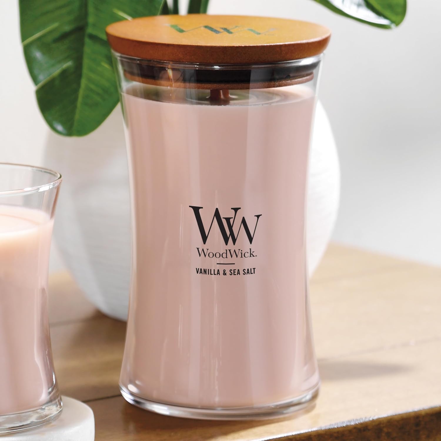 Thumbnail 3 de WoodWick Large Hourglass Candle Vanilla Sea Salt
