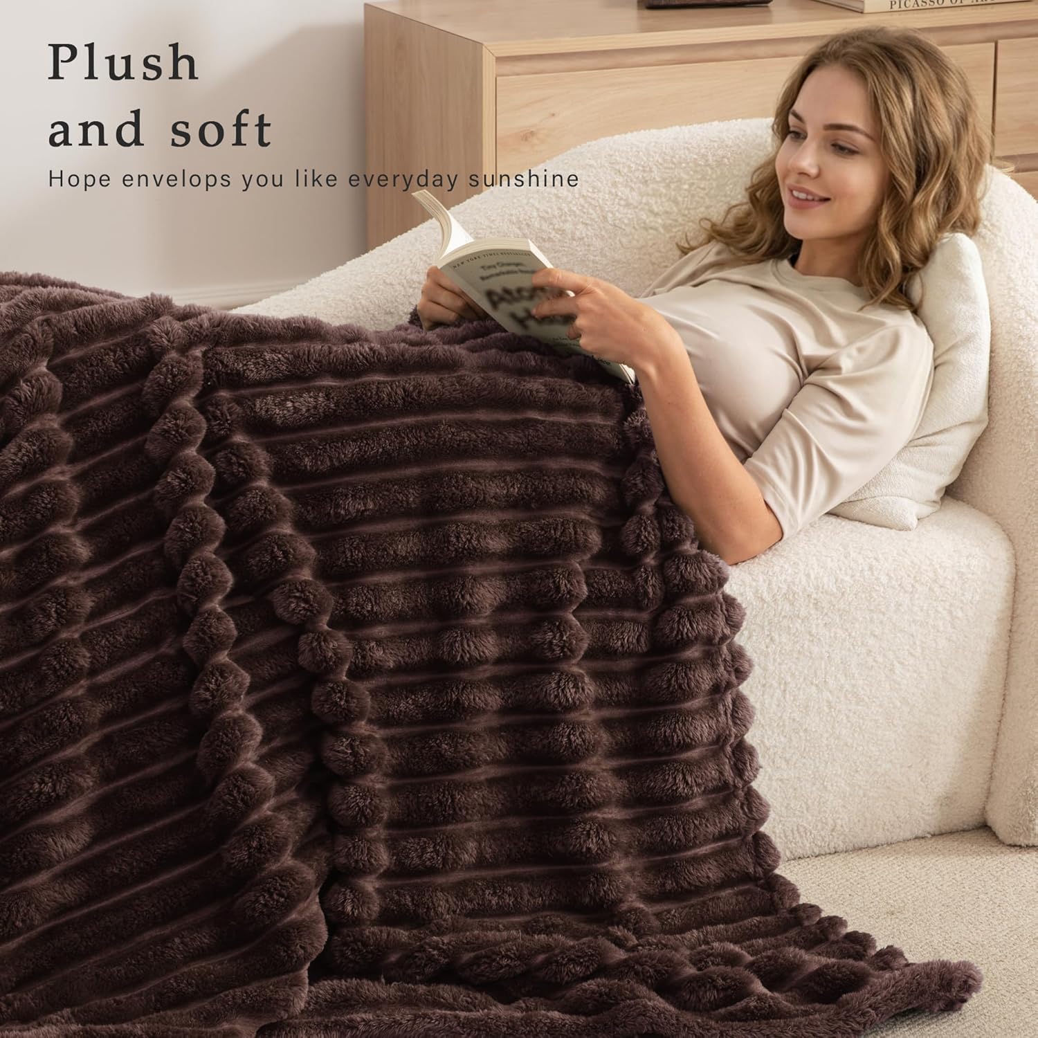 Thumbnail 1 de 230x265cm flannel fleece blanket in coffee