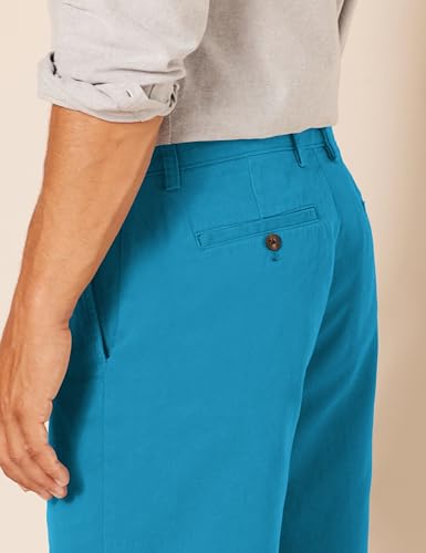 Detalle de Amazon Essentials Men's Classic Fit 9" Teal Blue Chino Shorts with Pockets (42W)