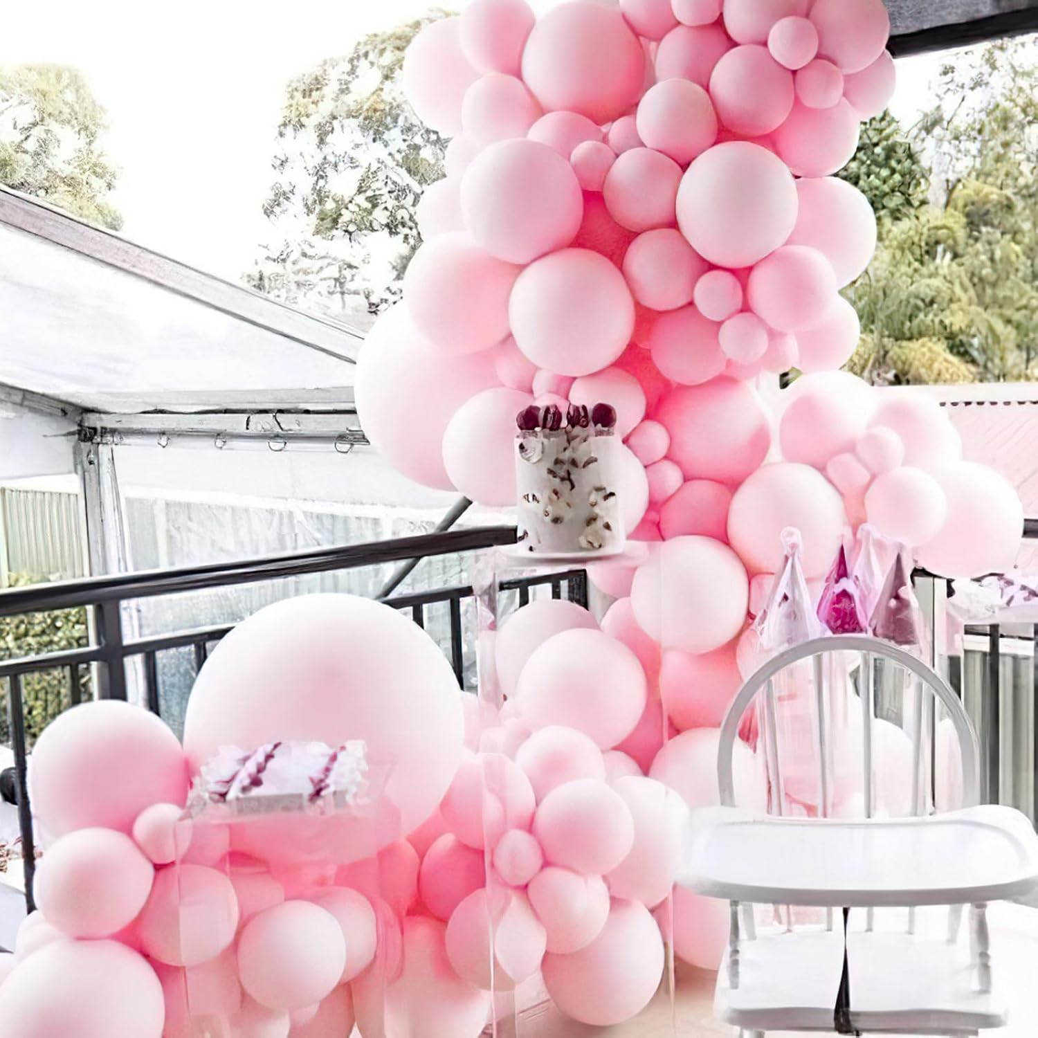 Detalle de PartyWoo Baby Pink Balloons 152-Piece Pastel Light Pink Latex Balloon Arch Kit (18, 12, 10, 5 inch)